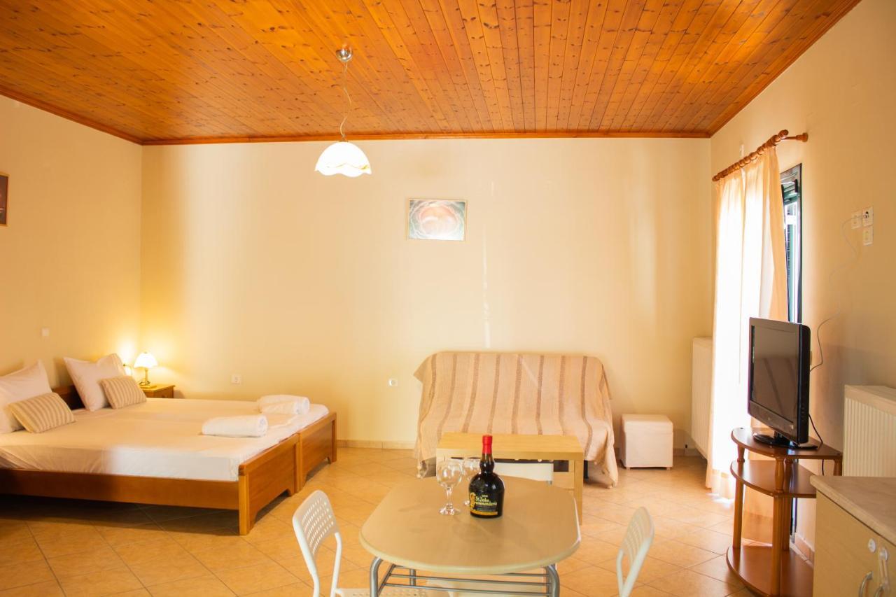 Nanos Apartment