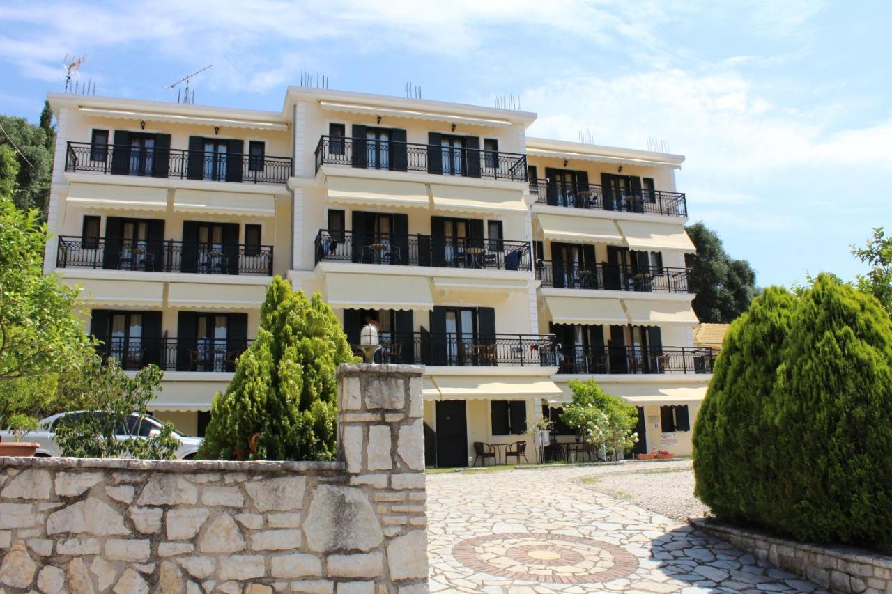Nanos * Parga